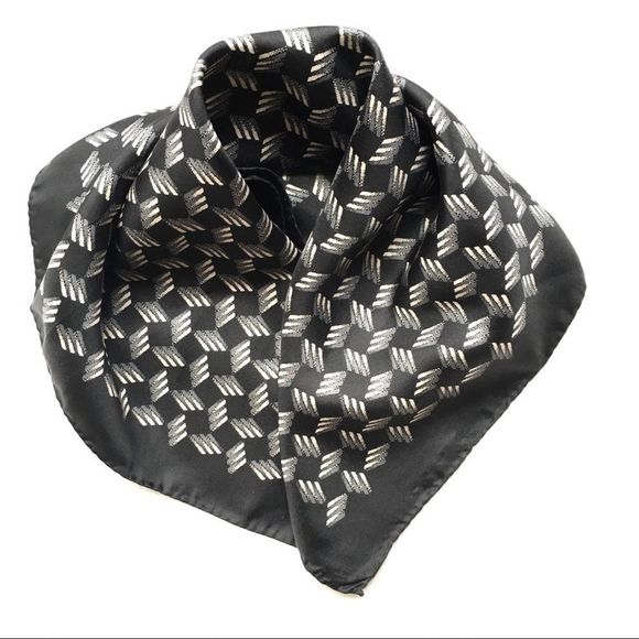 Vintage Italian silk pocket square black white geometric print silk bandanna - Picture 6 of 10